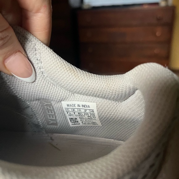 Adidas Yeezy Boost 700 B75571 Wave Runner Solid Grey Chalk White Black (Men's) - Picture 5 of 7